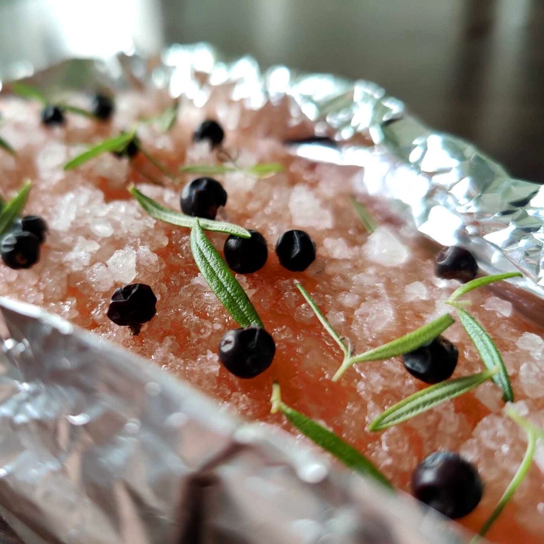 Gravlax recipes with rye gin